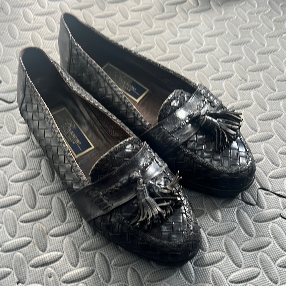 Bragano Cole Haan size 6 1/2 W